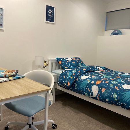 Family Friendly 3Br Flat - 3Min Walk To The Beach - Self Contained オークランド エクステリア 写真