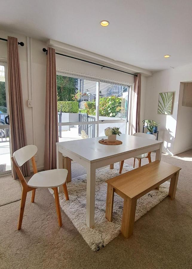 Family Friendly 3Br Flat - 3Min Walk To The Beach - Self Contained オークランド エクステリア 写真