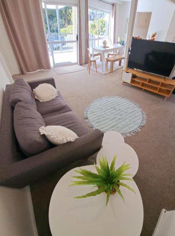 Family Friendly 3Br Flat - 3Min Walk To The Beach - Self Contained オークランド エクステリア 写真