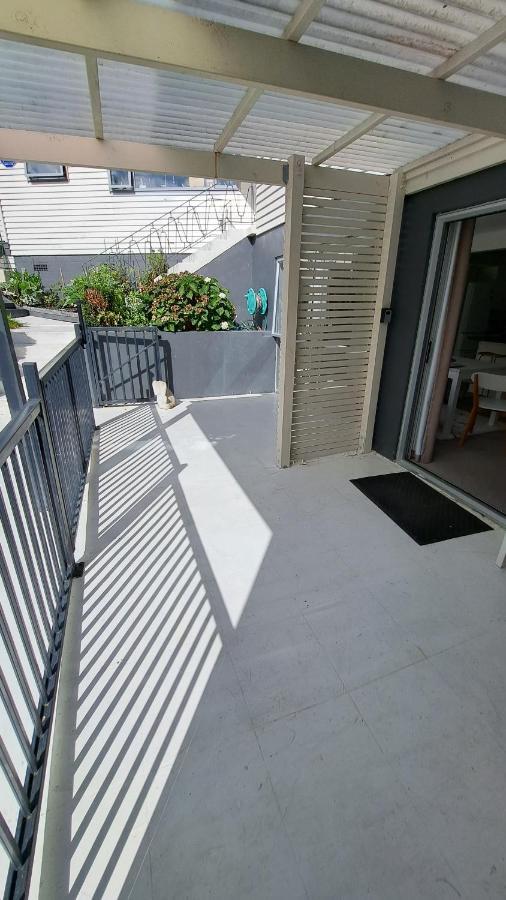 Family Friendly 3Br Flat - 3Min Walk To The Beach - Self Contained オークランド エクステリア 写真